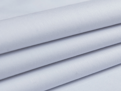 Однотонный белый поплин из полиэстера и хлопка