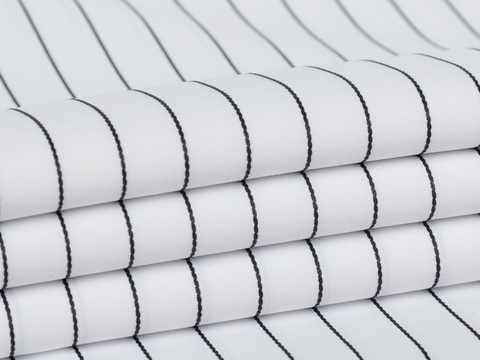 Белая ткань в узкую чёрную полоску из полиэстера