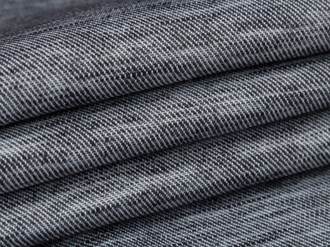 Чёрно-серая ткань из хлопка и полиэстера
