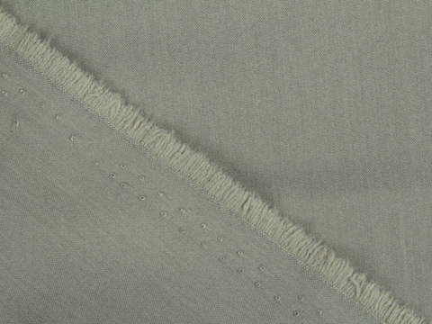 Однотонный поплин цвета хаки из полиэстера и вискозы