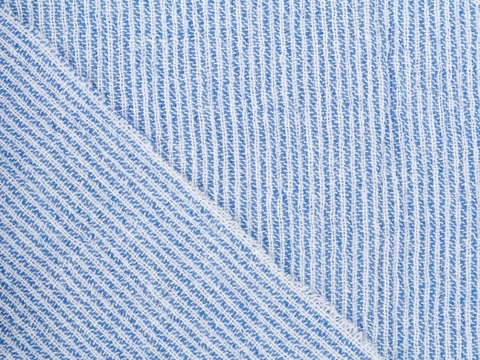 Жатка в узкую бело-голубую полоску из хлопка