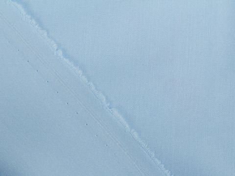 Однотонный голубой поплин из полиэстера и вискозы