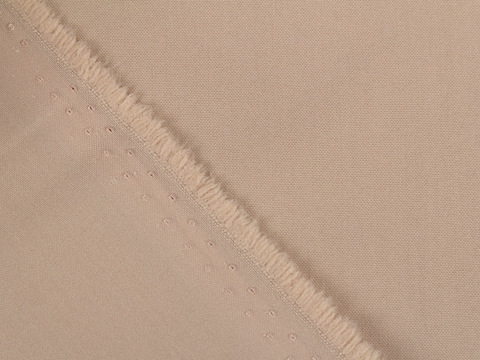 Однотонный поплин цвета какао с молоком из полиэстера и вискозы