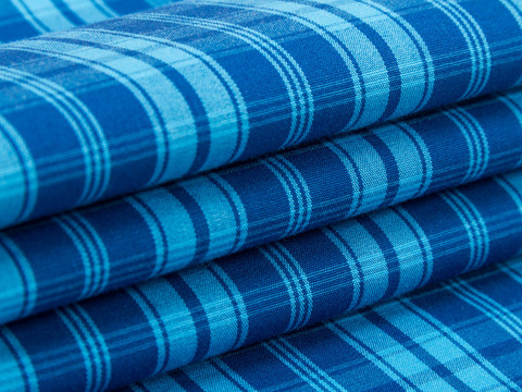 Ткань в синюю и голубую клетку из хлопка