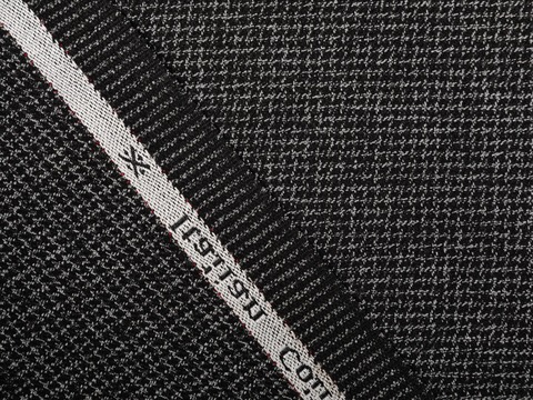 Серо-чёрный твид из полиэстера вискозы и лайкры