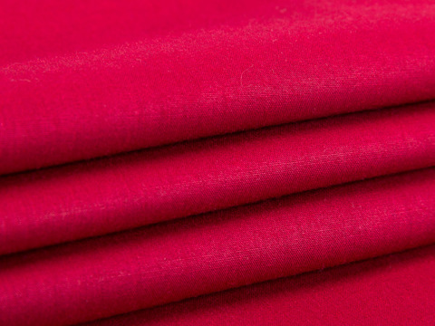 Красная гранатовая ткань полиэстер с хлопком