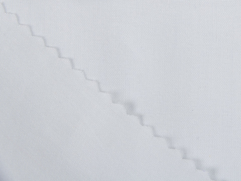 Лёгкая хлопковая однотонная белая ткань