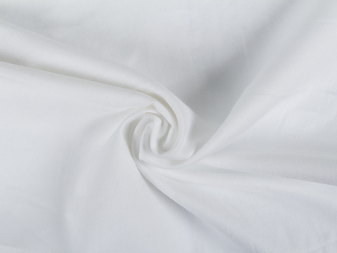 Лёгкая хлопковая однотонная белая ткань