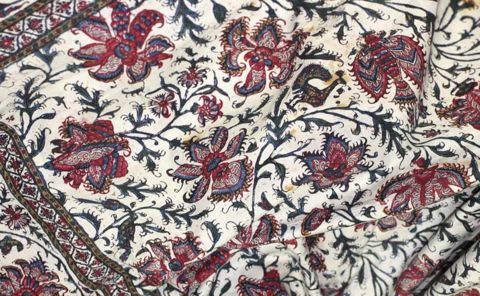 Ручная набивка на ткани